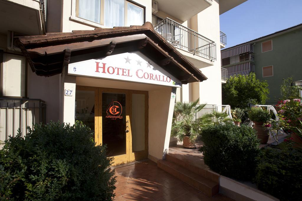 Hotel Corallo Албиния Экстерьер фото