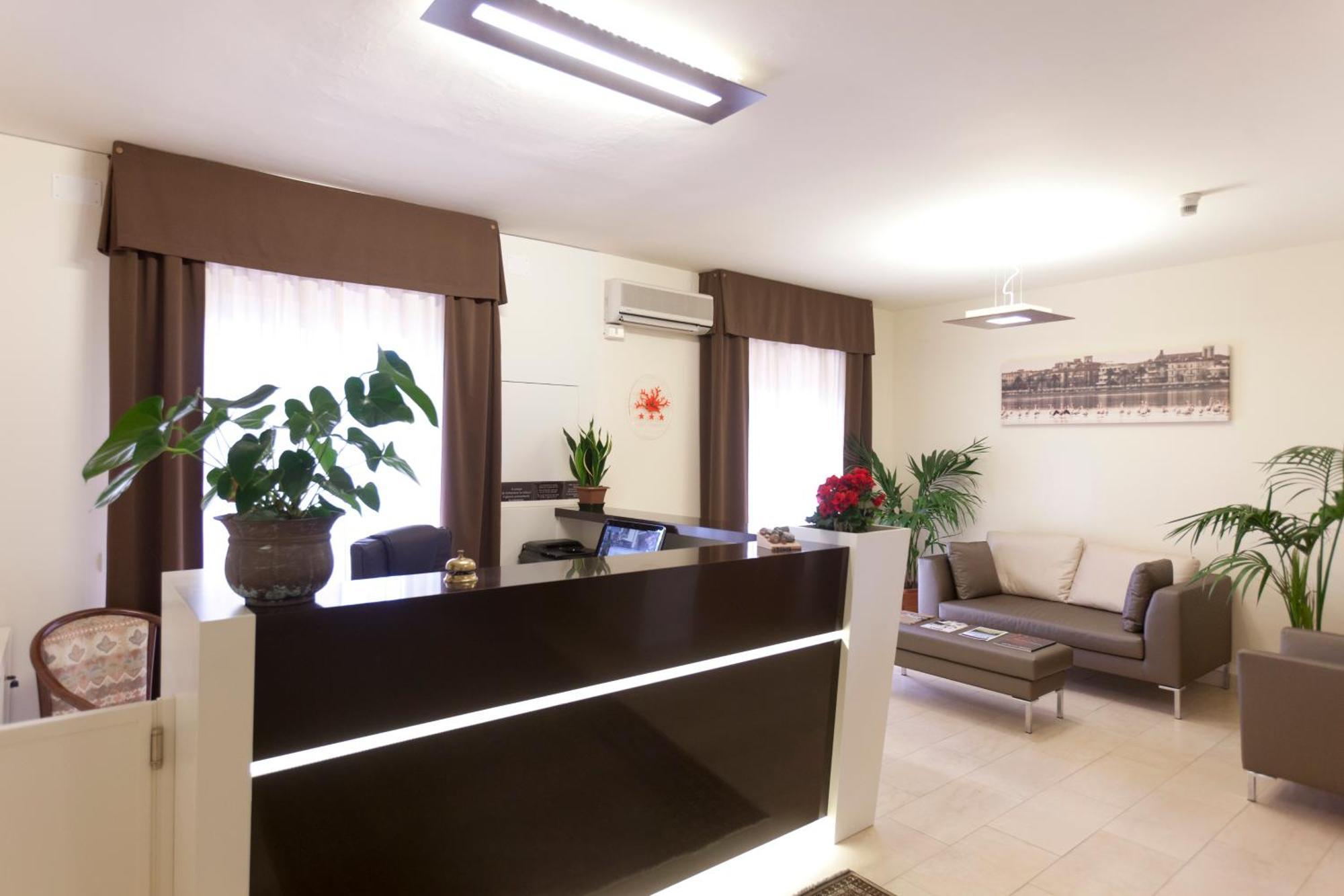 Hotel Corallo Албиния Экстерьер фото