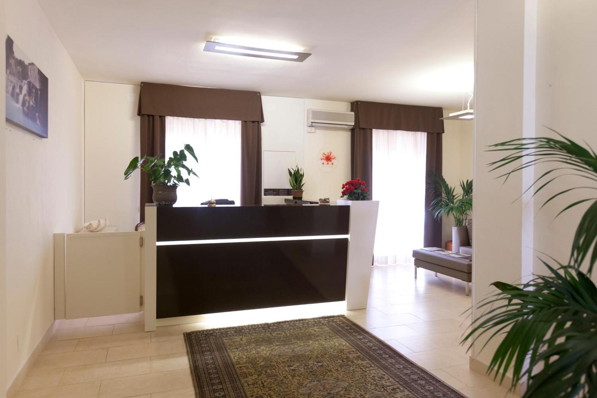 Hotel Corallo Албиния Экстерьер фото