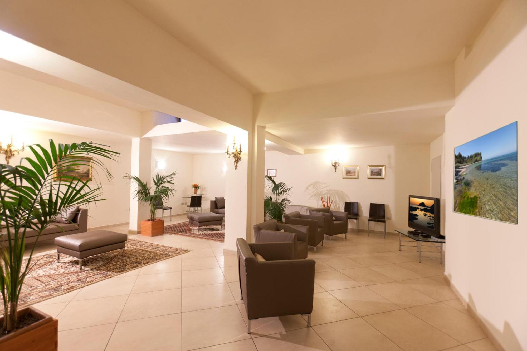 Hotel Corallo Албиния Экстерьер фото