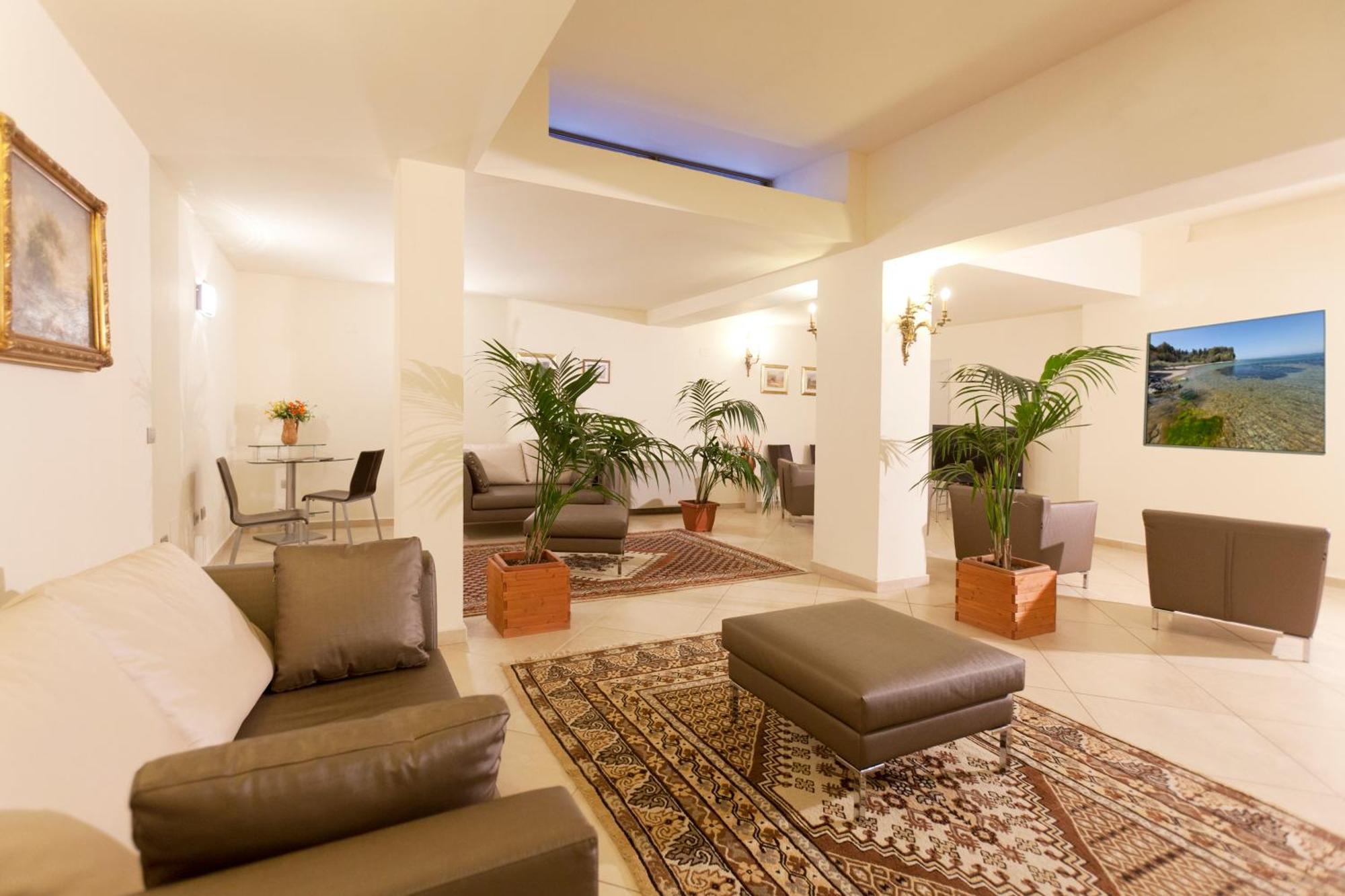 Hotel Corallo Албиния Экстерьер фото