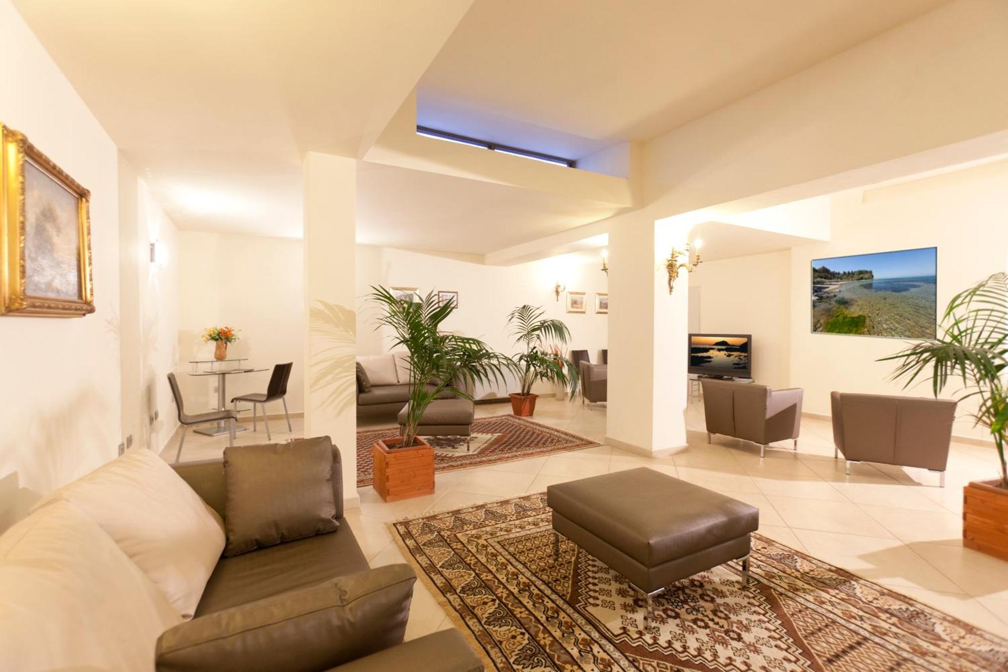 Hotel Corallo Албиния Экстерьер фото