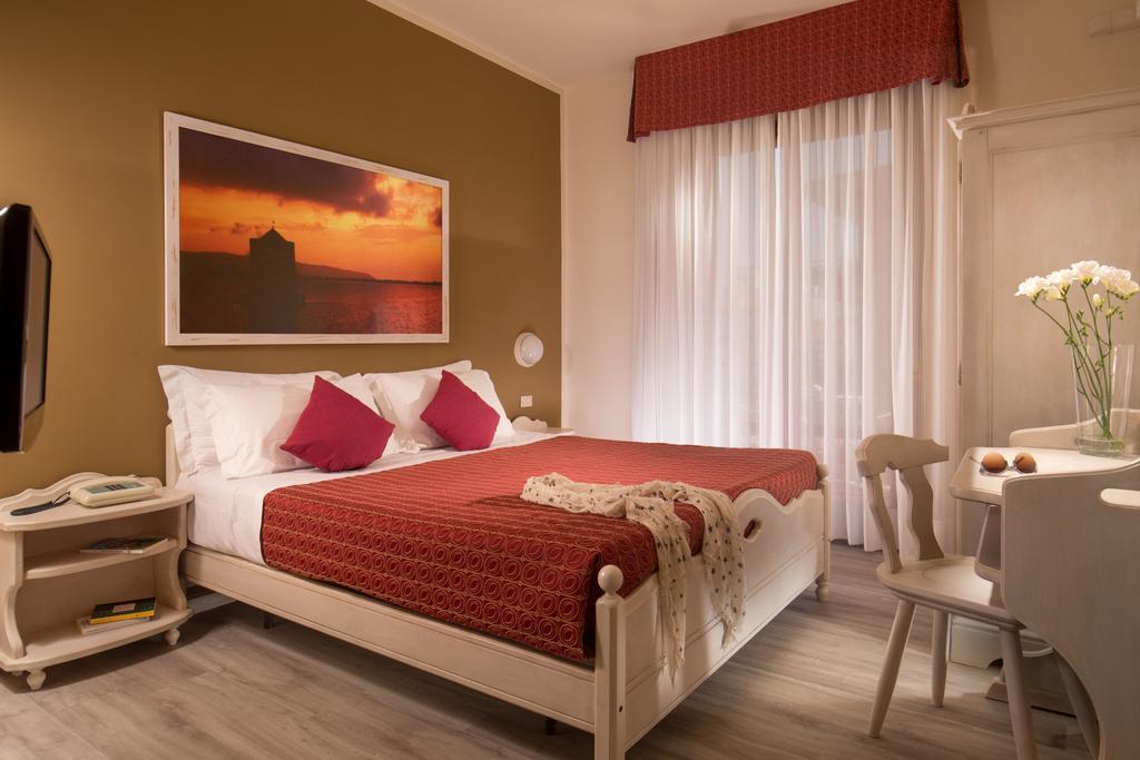 Hotel Corallo Албиния Экстерьер фото